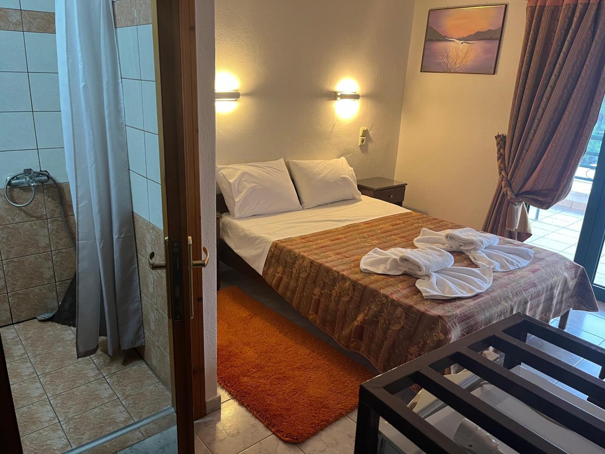 Apolis Hotel Mouzaki Exterior photo